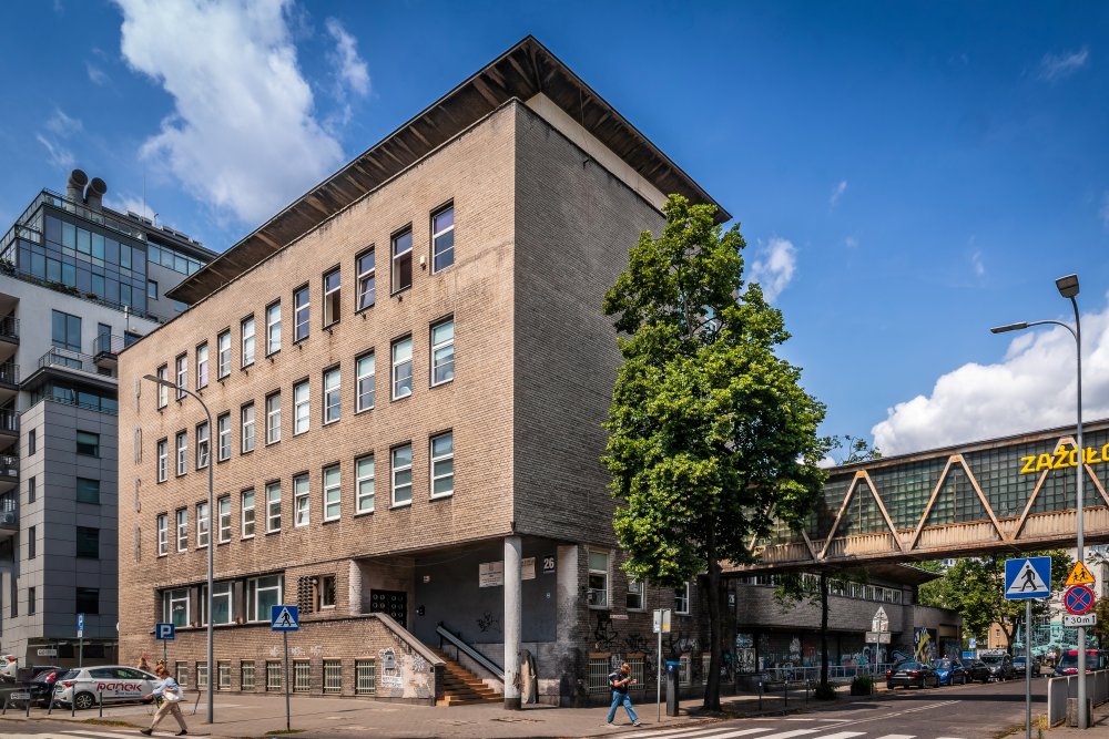 Modernizm, Budynek YMCA w Gdyni, widok z zewnątrz