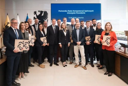 Pomorska Rada Kompetencji Jądrowych. Z prawej: wiceprezydentka Gdyni Oktawia Gorzeńska (fot. Łukasz Tokarczyk UMWP)