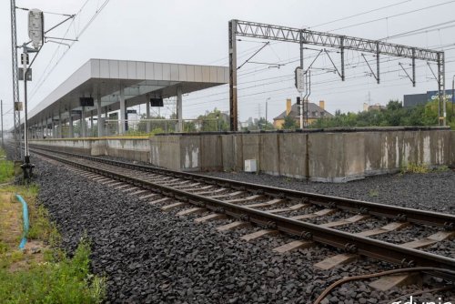 W tej części peronu SKM Gdynia Grabówek powstanie dodatkowe przejście dla pasażerów (fot. Michał Sałata)
