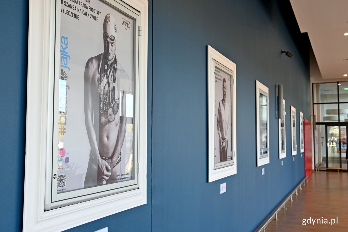 W Centrum Riviera można oglądać wyjątkową wystawę, która jest jednym z elementów kampanii „Odważni Wygrywają” // fot. Magdalena Czernek