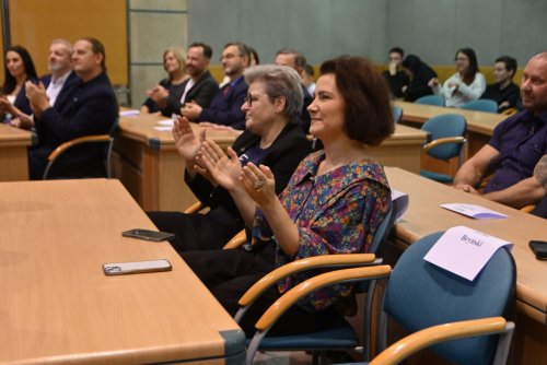 9 grudnia wyróżniono osoby zaangażowane we wsparcie usamodzielniającej się gdyńskiej młodzieży (fot. MOPS w Gdyni)