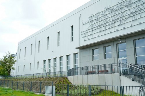 Hala sportowa przy ZSHG w Gdyni, ul. Morska 77, gdzie odbędzie się ogólnopolska inauguracja roku szkolnego 2025/26 (fot. Magdalena Czernek)