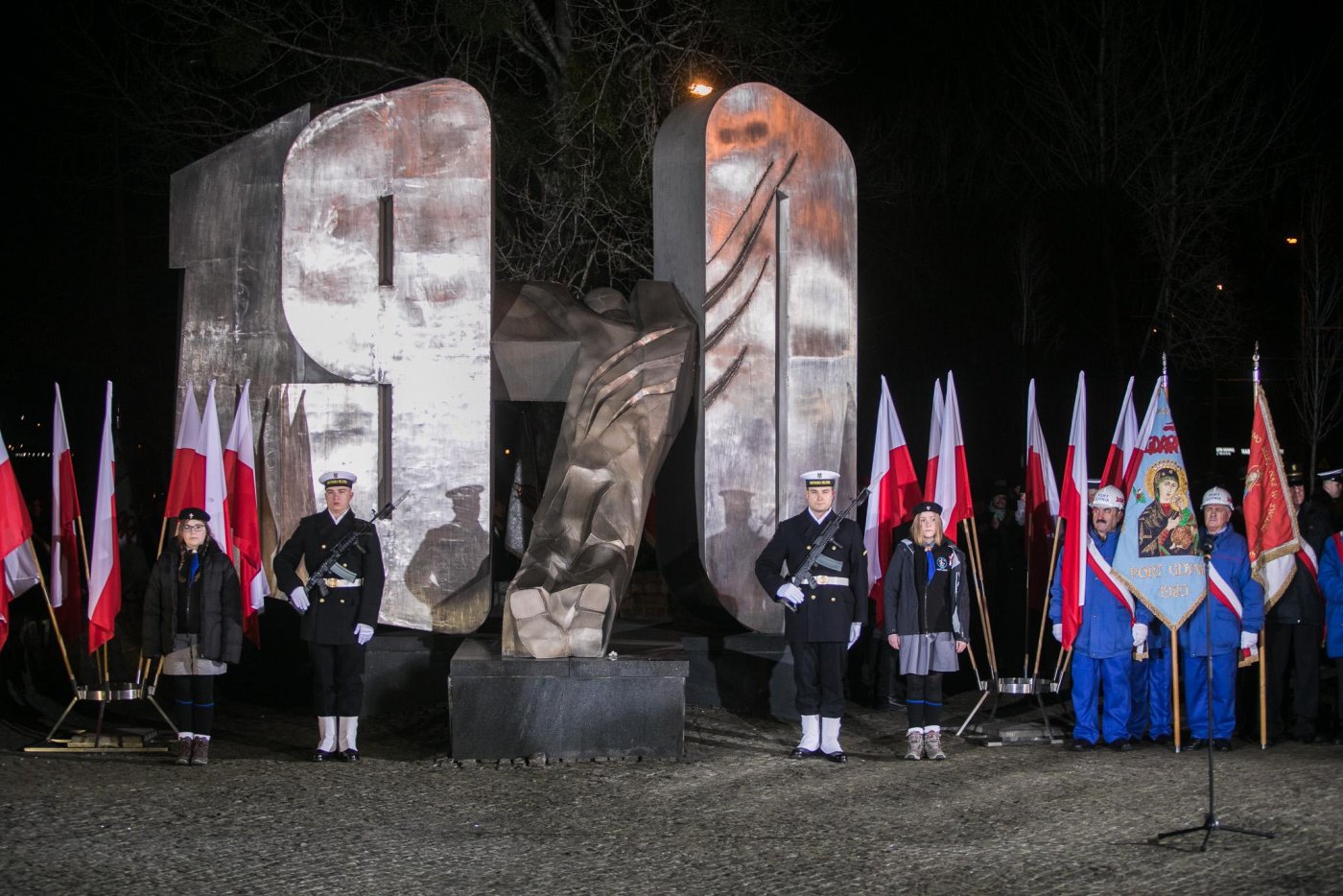 Ubiegłoroczne gdyńskie obchody Grudnia '70 // fot. Karol Stańczak