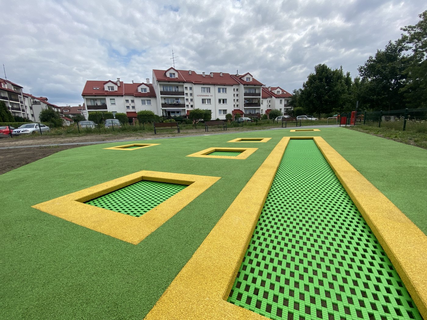 Trampoliny ziemne przy ul. Szafranowej na Dąbrowie // fot.ZDiZ