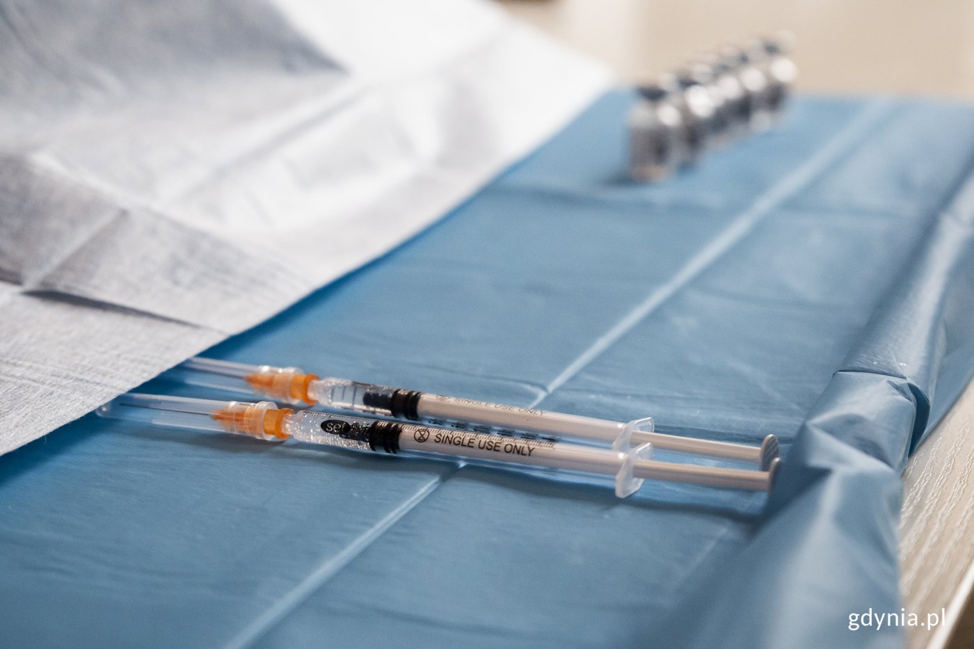 Rząd przedstawił harmonogram rejestracji na szczepienia przeciw COVID-19 do końca I kwartału 2021 r.fot. Przemysław Kozłowski