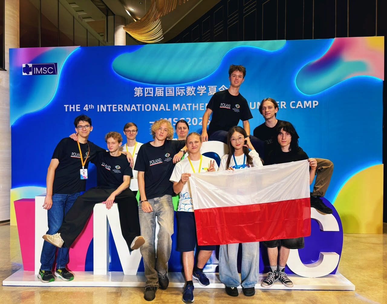 Reprezentacja Polski podczas 67. Międzynarodowej Olimpiadzie Matematycznej w Szanghaju (fot. materiały prasowe)