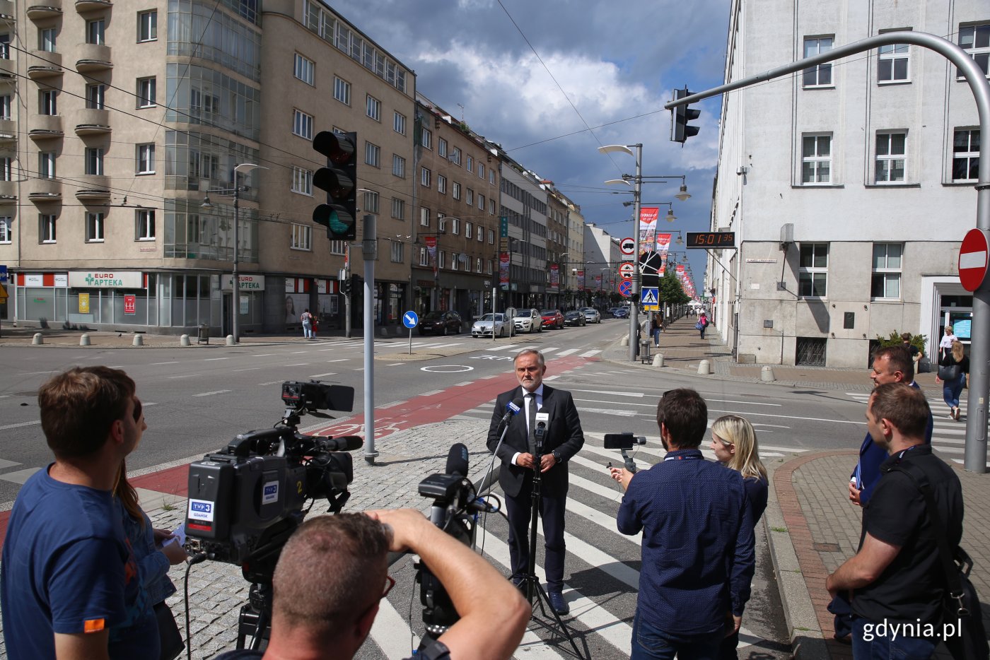 Wojciech Szczurek - prezydent Gdyni zapowiada zmiany na Świętojańskiej podczas briefingu prasowego, fot. Przemysław Kozłowski