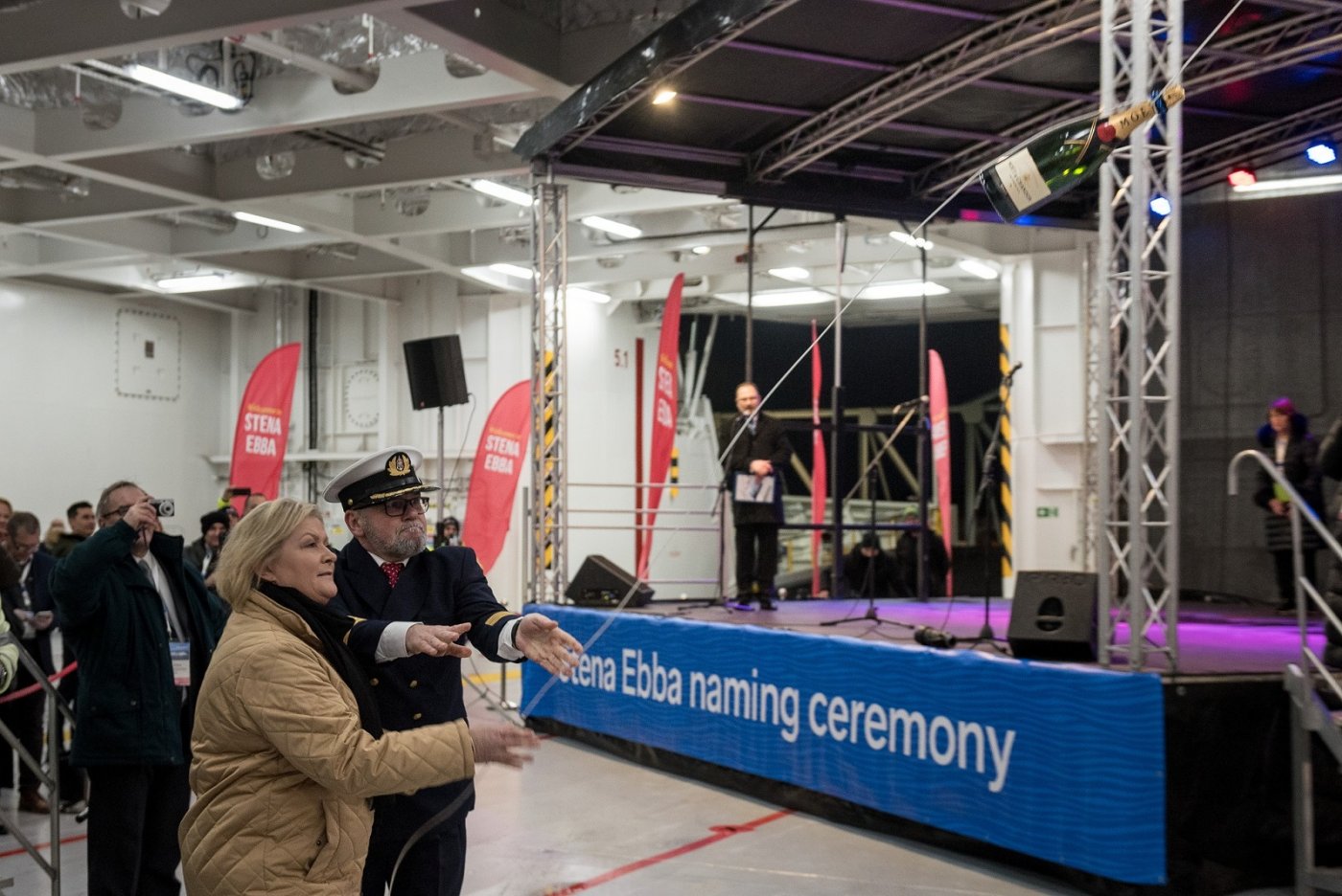 Nadaję Ci nazwę „Stena Ebba”. Na zdj. Ulrica Messing, wojewoda regionu Blekinge i kapitan Adam Kędziora // fot. Paweł  Budziński