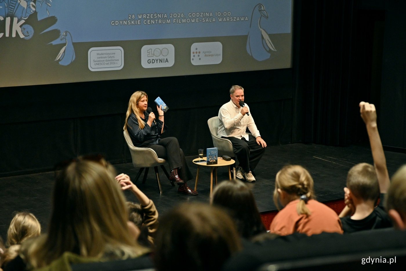 Grzegorz Kasdepke i Magdalena Rigamonti podczas premiery książki pt. „Lufcik” w Gdyńskim Centrum Filmowym (fot. Magdalena Czernek)