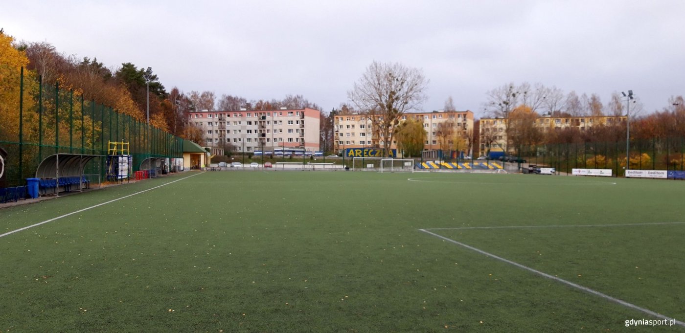 Boisko do piłki nożnej przy ulicy Nauczycielskiej w Gdyni