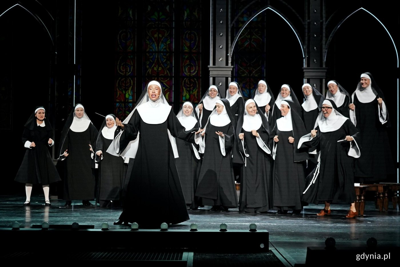 Od 5 września w Teatrze Muzycznym w Gdyni będzie można oglądać musical „Zakonnica w przebraniu” (fot. Magdalena Czernek)