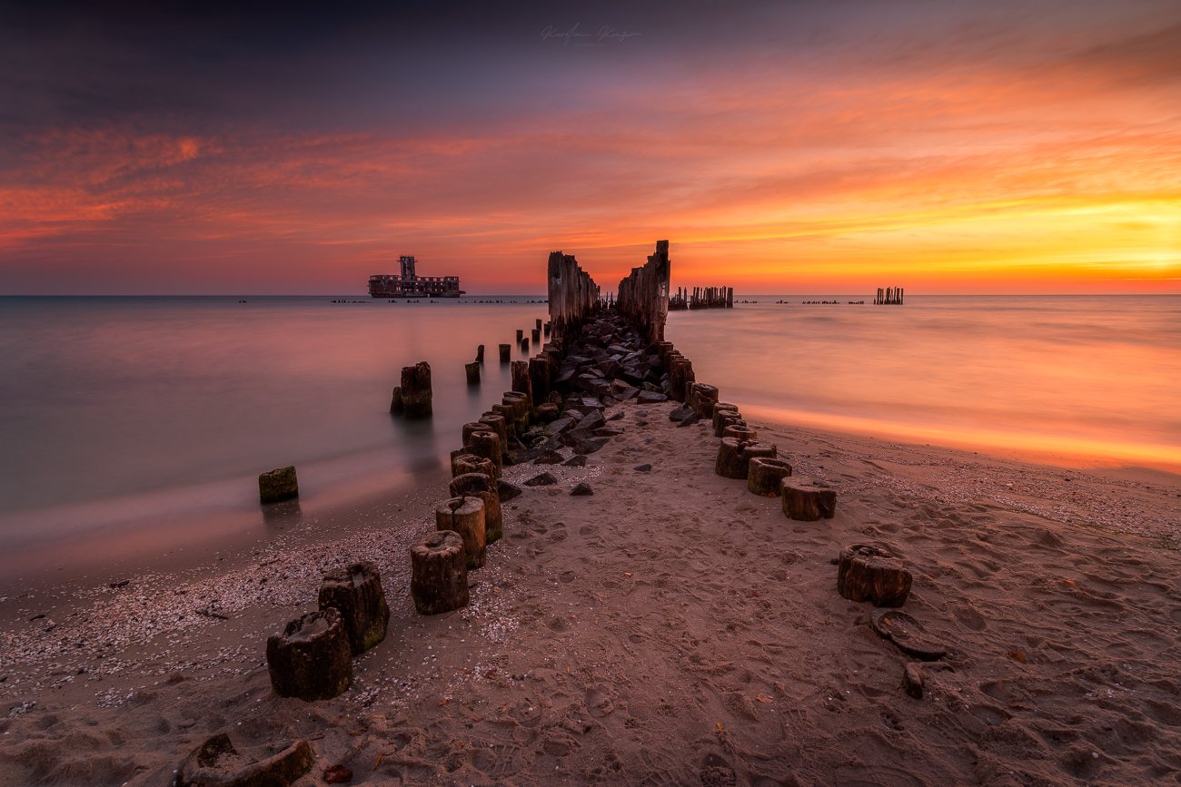 Torpedownia (fot. Karolina Konsur Photography // zdjęcie pochodzi z naszej grupy Gdynia w obiektywie)