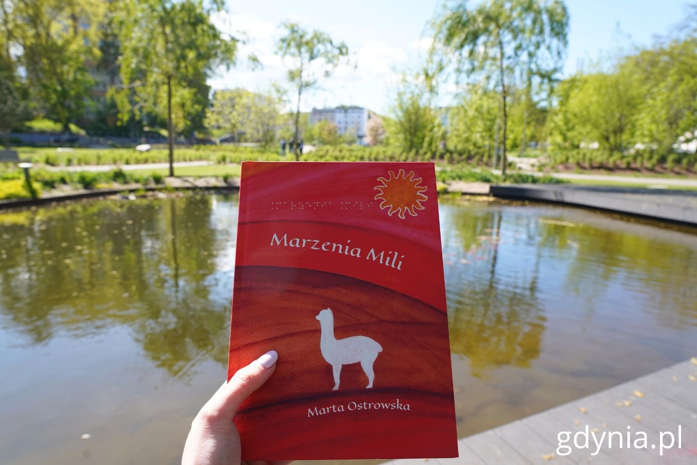 Książka „Marzenia Mili” dostępna jest w gdyńskich szkołach, bibliotekach i placówkach wspierających dzieci (fot. Magdalena Starnawska)