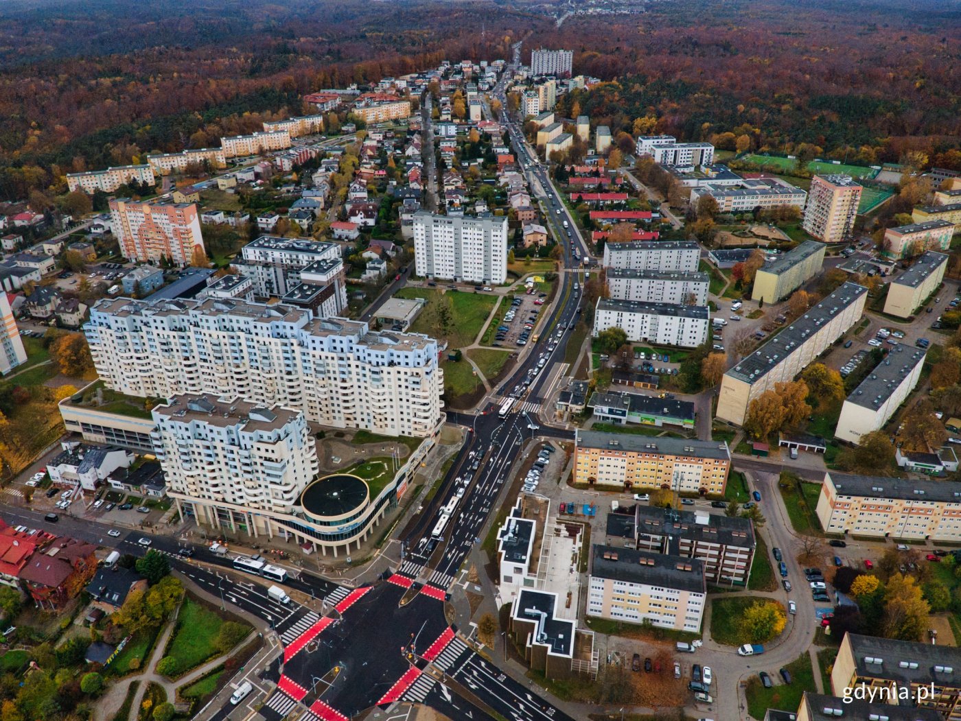 Prace drogowe na ul. Chwarznieńskiej się zakończyły (fot. Łukasz Czerwiński)