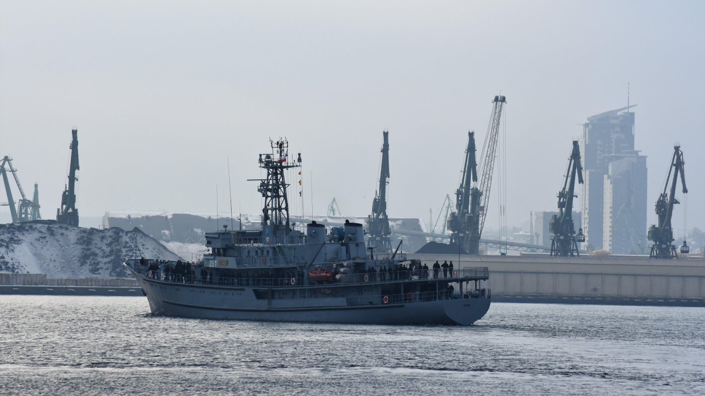 Okręt ORP „Wodnik” wypłynął w rejs szkoleniowy // fot. Lechosław Dzierżak