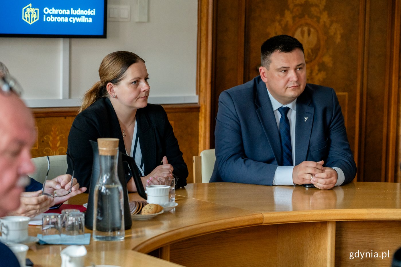 Podczas spotkania w Pomorskim Urzędzie Wojewódzkim Gdynię reprezentowali prezydent Aleksandra Kosiorek oraz sekretarz miasta i dyrektor generalny urzędu Łukasz Kobus (fot. Natalia Kawalerowicz)