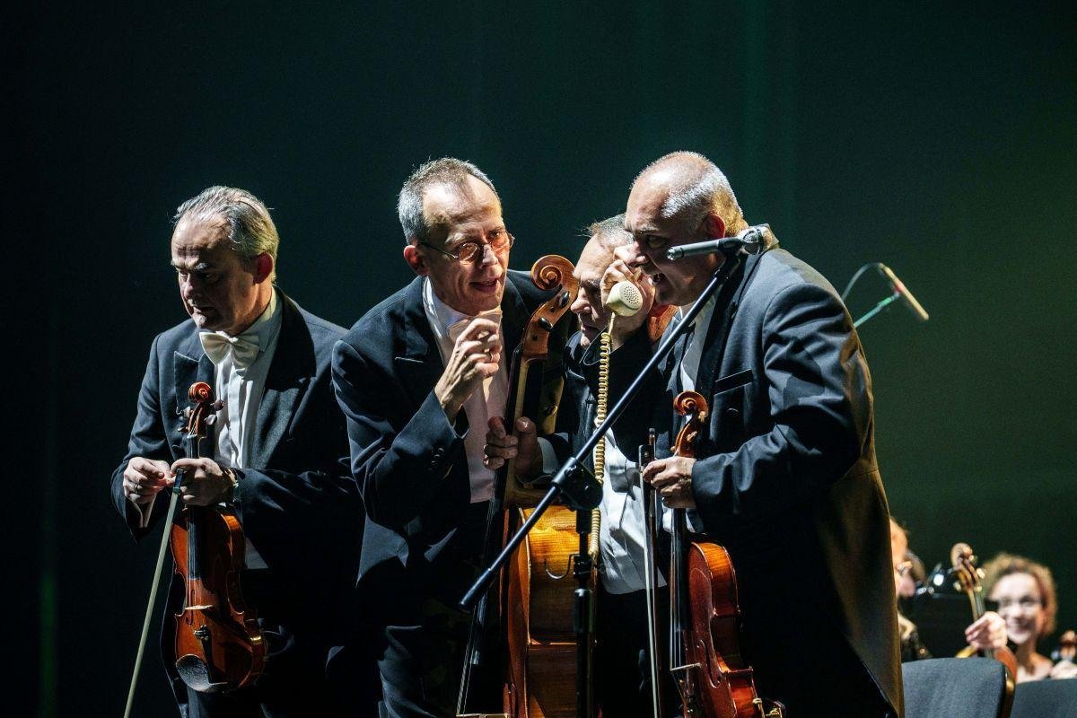 Muzyka klasyczna z domieszką humoru to znak rozpoznawczy Grupy MoCarta, która wystąpiła w finale Gdynia Classica Nova (fot. Emil Neumann)