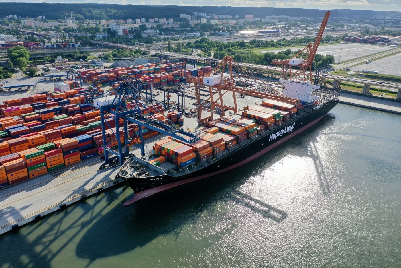 Tolten - nowy rekordzista GCT Gdynia - od niedzieli rozładowuje i załadowuje kontenery w gdyńskim porcie, fot. Adam Czartowski / mat. prasowe GCT