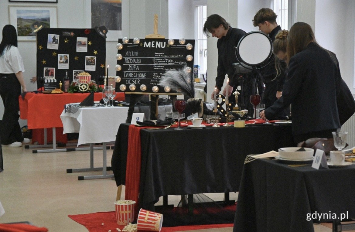 Finał IX Wojewódzki Konkurs Nakrywania Stołów (fot. Magdalena Starnawska)