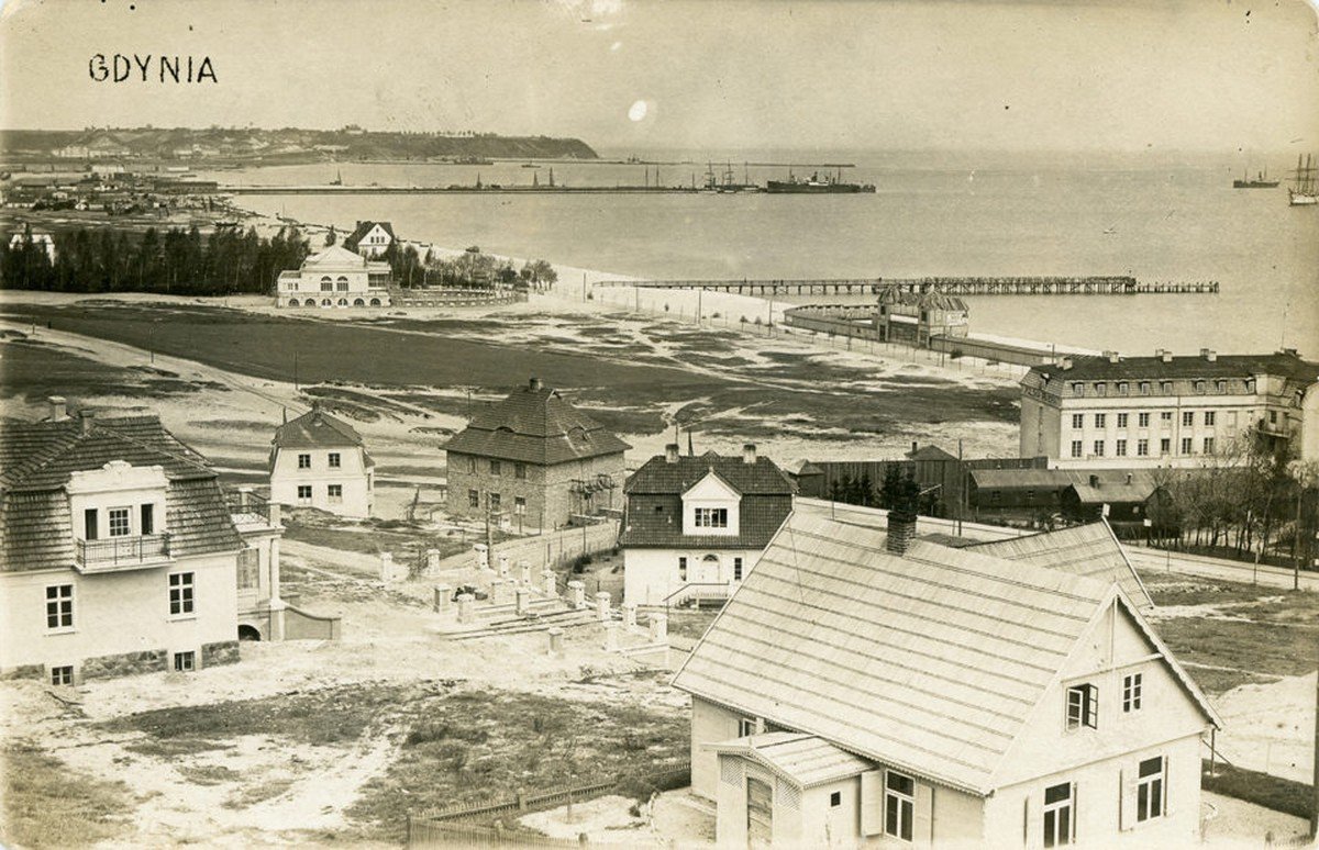 Widok na Gdynię z Kamiennej Góry, 1925. Fotografia pochodzi z archiwum cyfrowego Muzeum Miasta Gdyni // fot. Roman Morawski