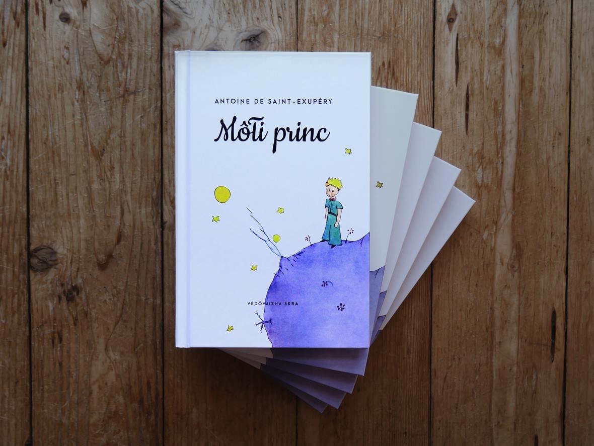 „Môłi princ” - książka w przekładzie, fot. facebook.com/skra.redakcejo