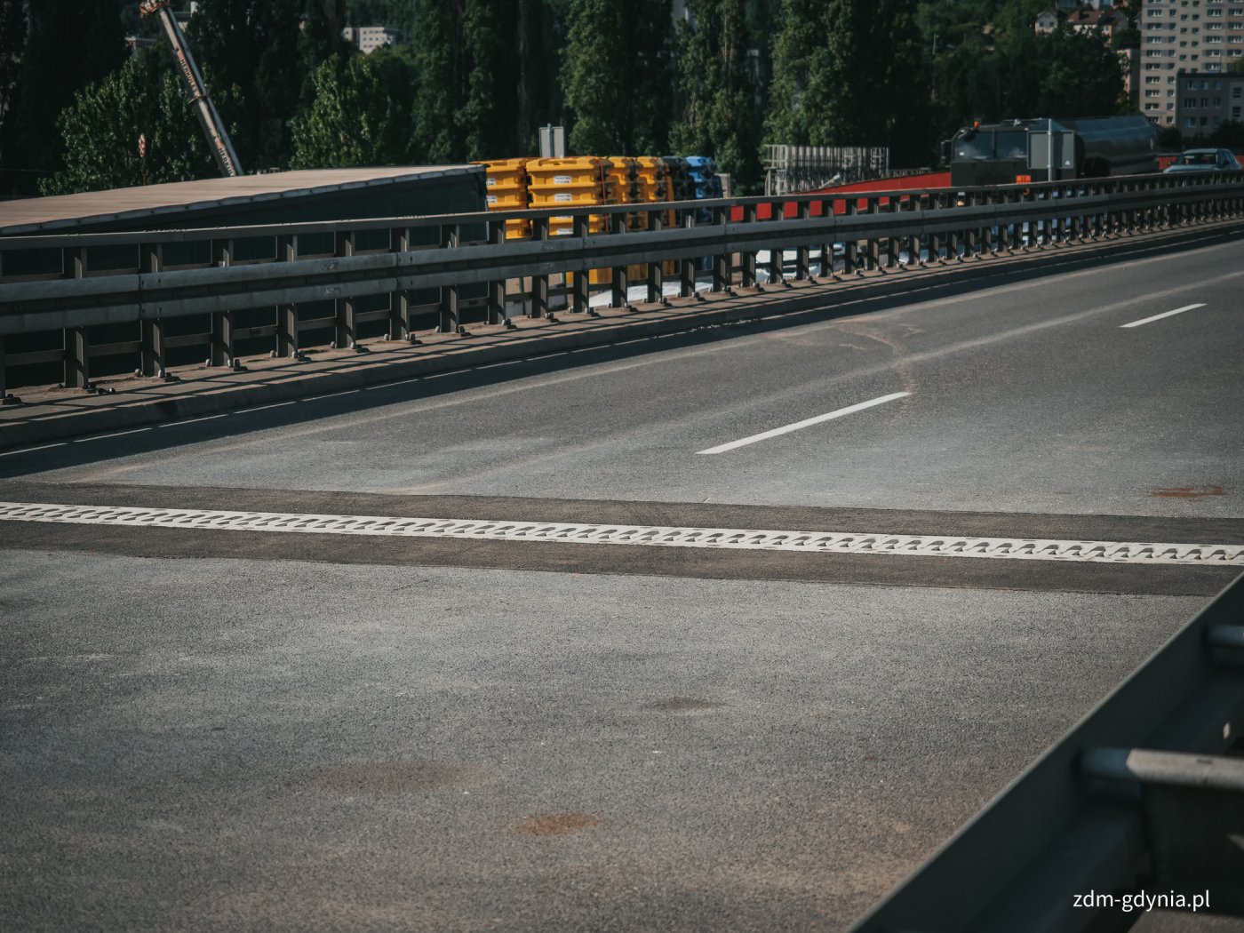 Remont przegubu P-31 obejmował m.in. montaż nowej dylatacji oraz odtworzenie nawierzchni na głównym ciągu Estakady Kwiatkowskiego (fot. Marcin Mielewski)