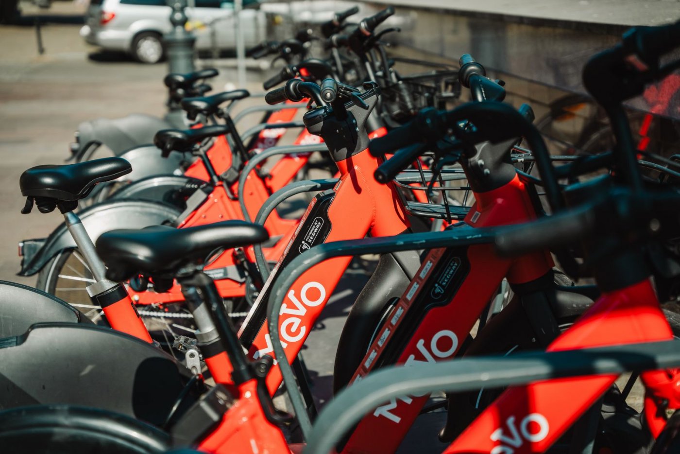 Flota rowerów Mevo (na zdjęciu) po dostarczeniu nowych pojazdów przez CityBike Global ma docelowo liczyć aż 5300 sztuk, które będą użytkowane w całej metropolii (fot. Konrad Kędzior / archiwalne)