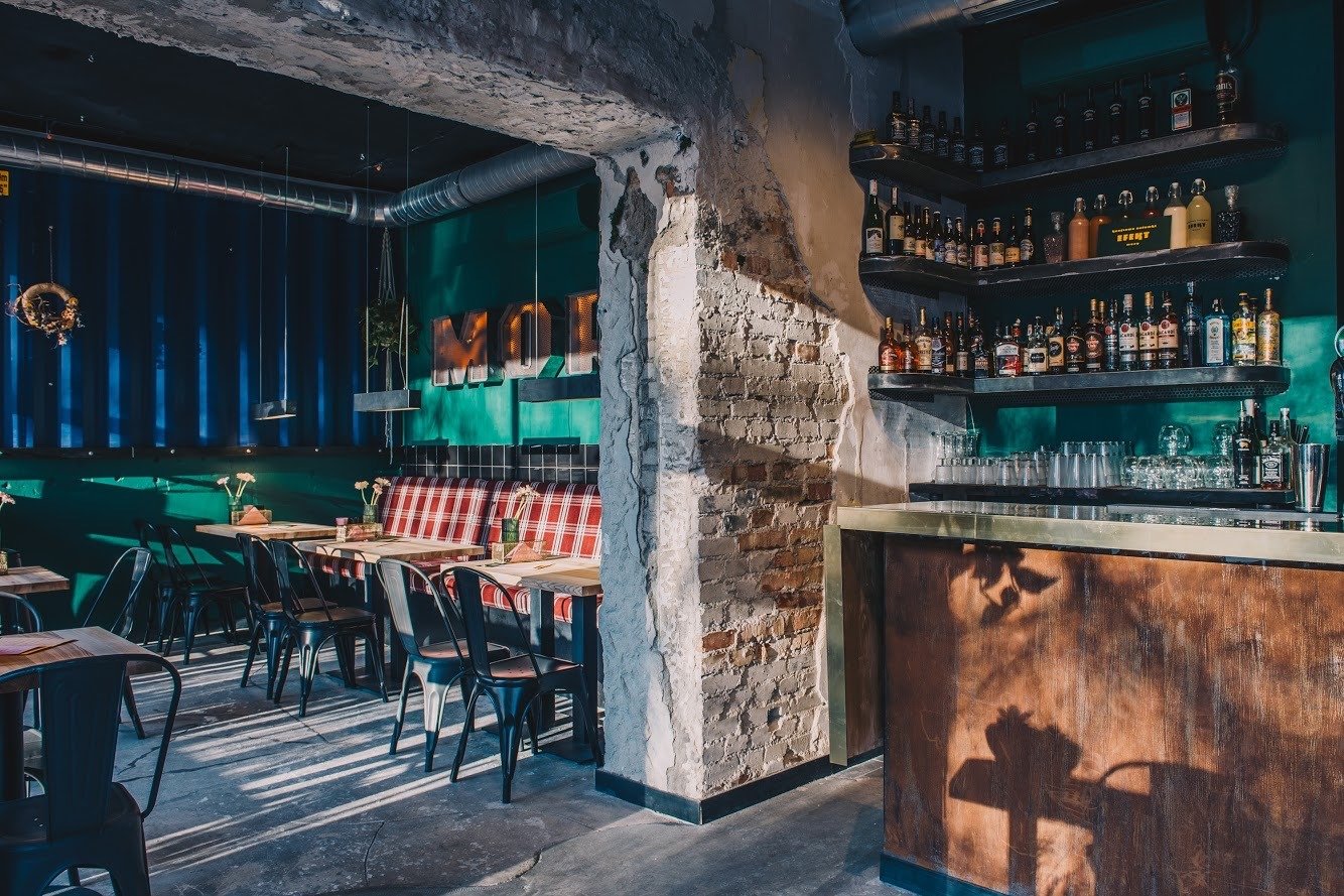 Wnętrze Mora bistro w Gdyni zaprojektowane przez Mateusza Koya // fot. GDD