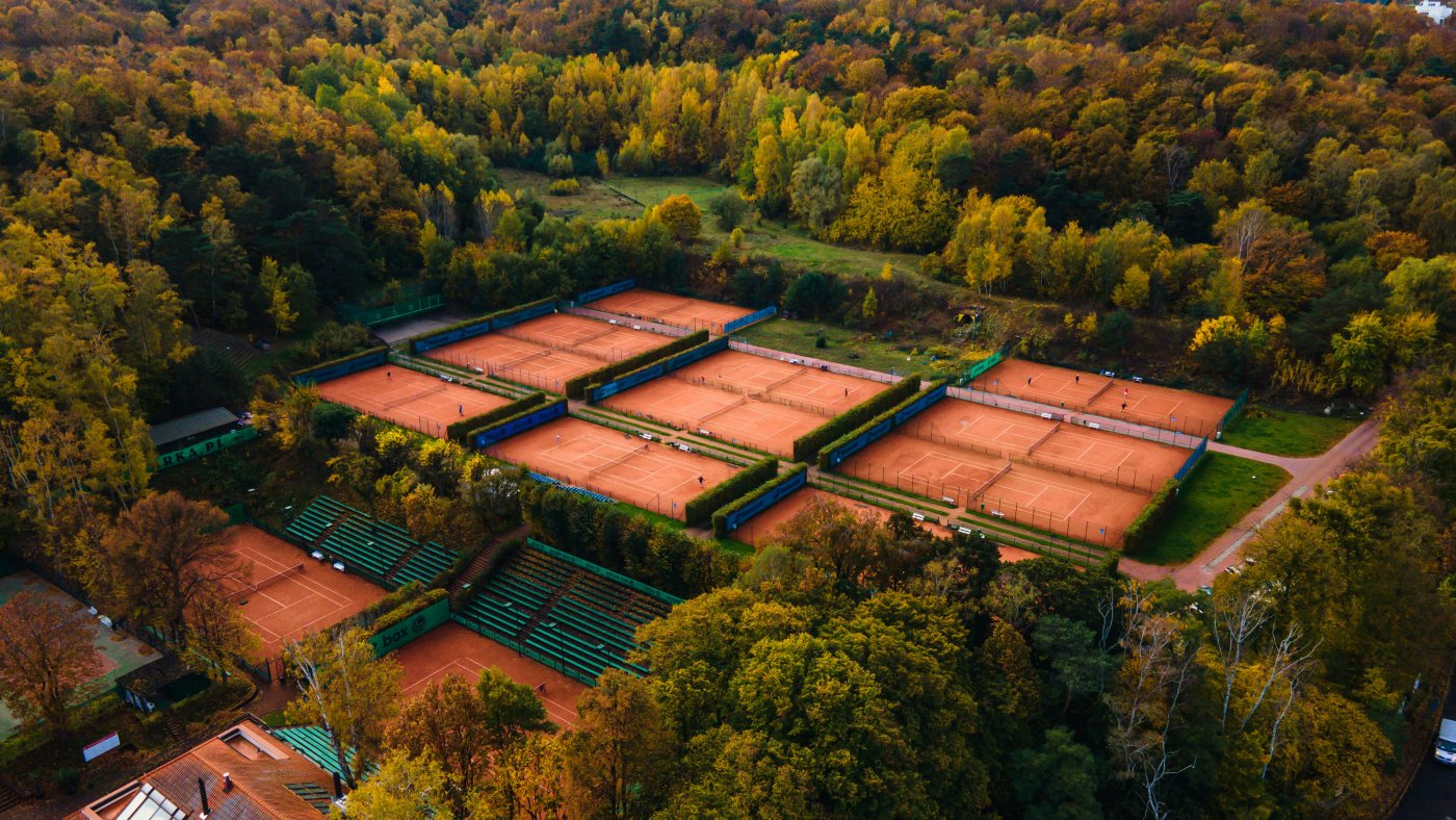 Korty tenisowe przy ul. Ejsmonda, których dotyczy sprawa wpisu do rejestru zabytków (fot. Filip Czyżewski / archiwalne)