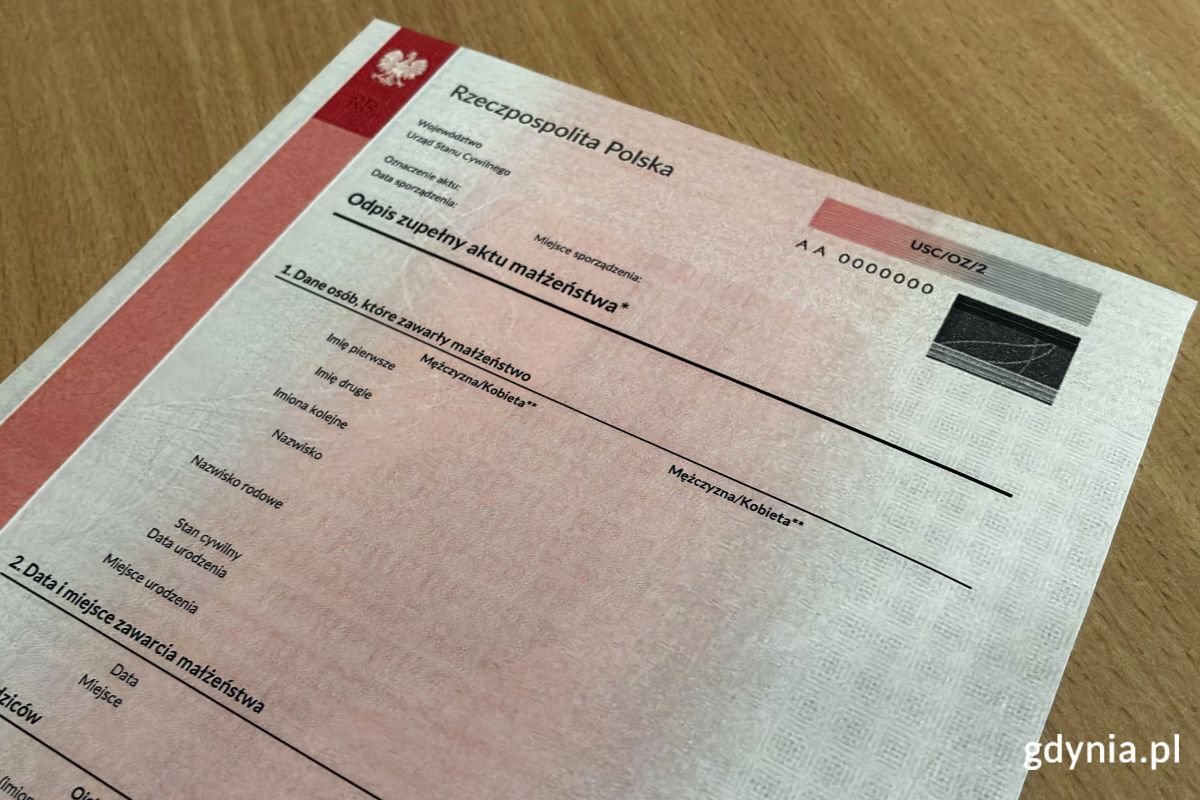 Od 23 sierpnia obowiązują nowe wzory dokumentów, z którymi możliwa jest rejestracja zagranicznego aktu małżeństwa, także w przypadku osób tej samej płci (fot. Zofia Marczak)