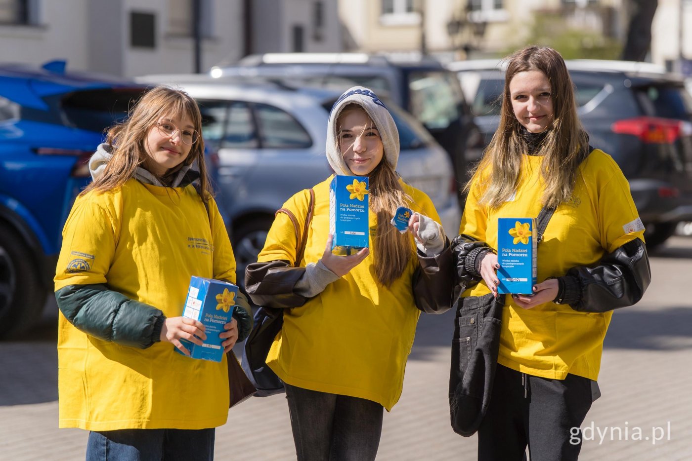 W niedzielę na rzecz Hospicjum im. Świętego Wawrzyńca oraz Hospicjum dla Dzieci „Bursztynowa Przystań” na ulicach Gdyni kwestowało ponad 300 wolontariuszy (fot. Paweł Budziński)