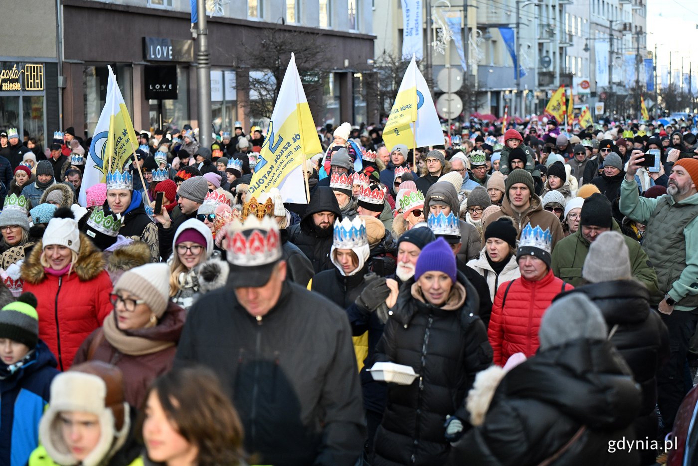 Orszak Trzech Króli na ulicach Gdyni (fot. Michał Puszczewicz)