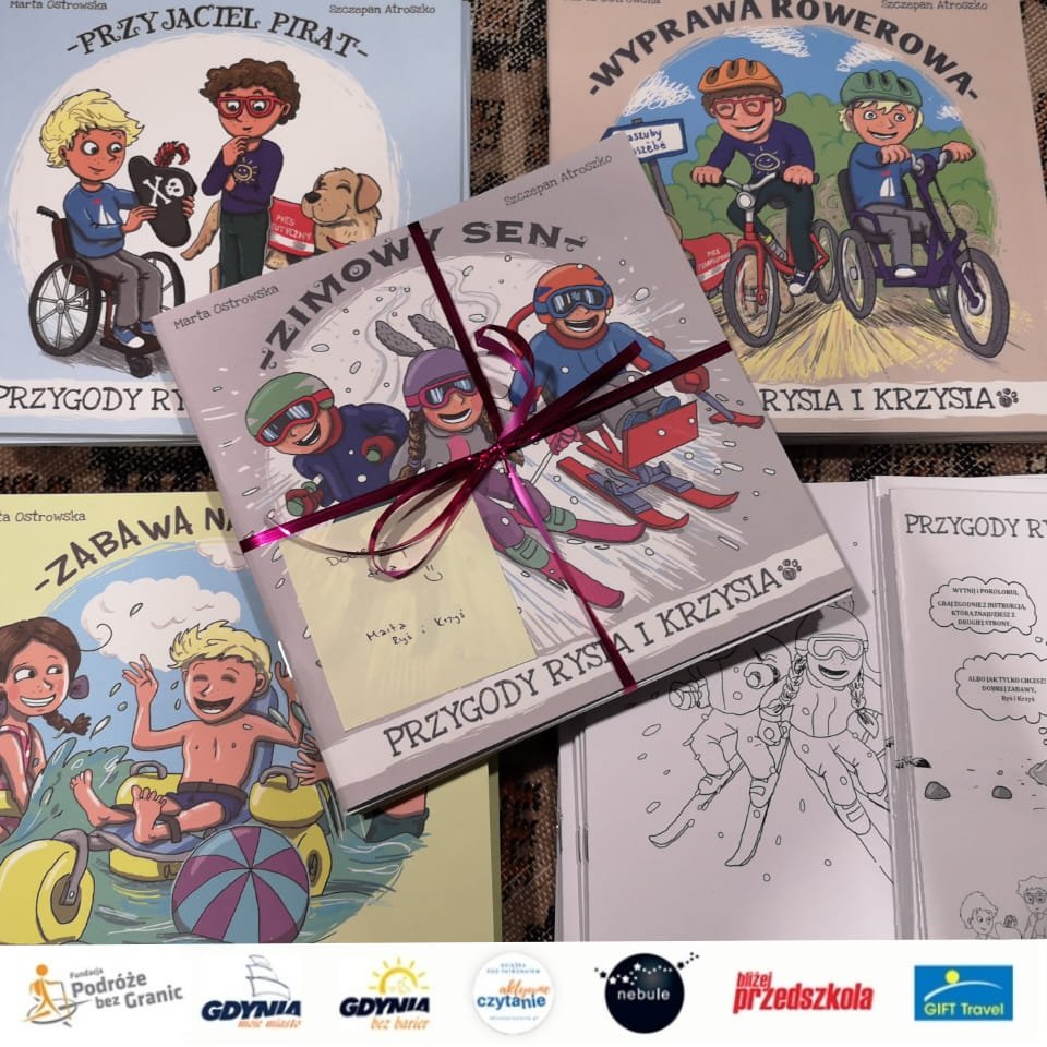 Okładki książeczek: „Zimowy sen” (na środku ze wstążeczką), „Przyjaciel Pirat” (u góry, od lewej), „Zabawa na plaży” (na dole, od lewej) i „Wyprawa rowerowa” (u góry, od prawej) // fot. „Przygody Rysia i Krzysia