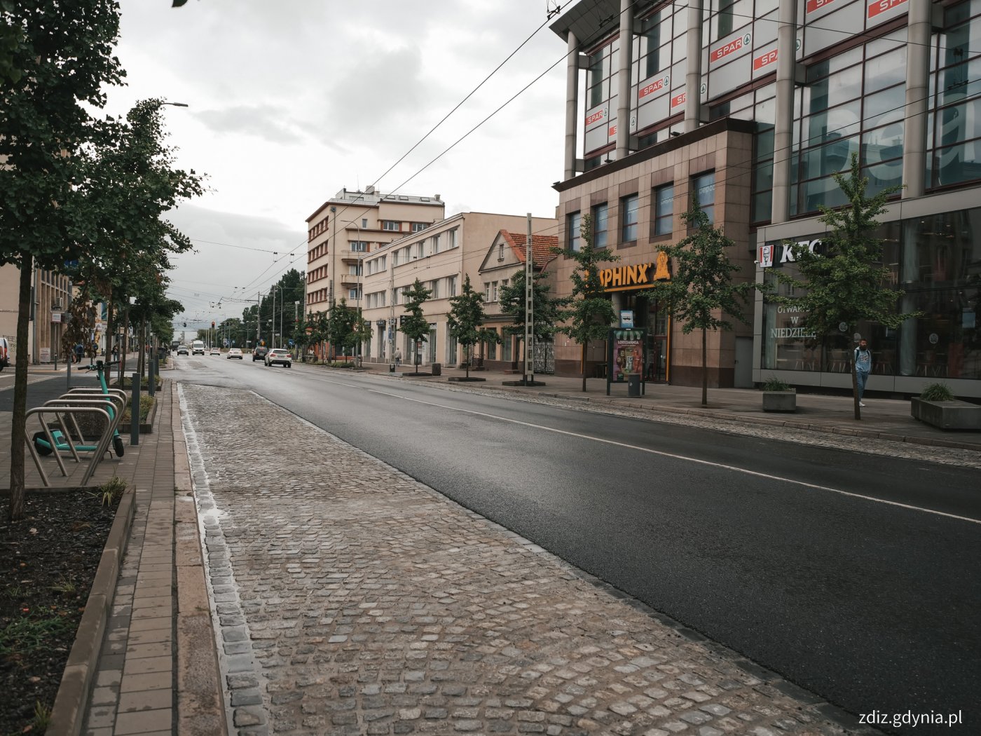  Zarząd Dróg i Zieleni w Gdyni zakończył remont odcinka nawierzchni ul. 10 Lutego // fot. ZDiZ