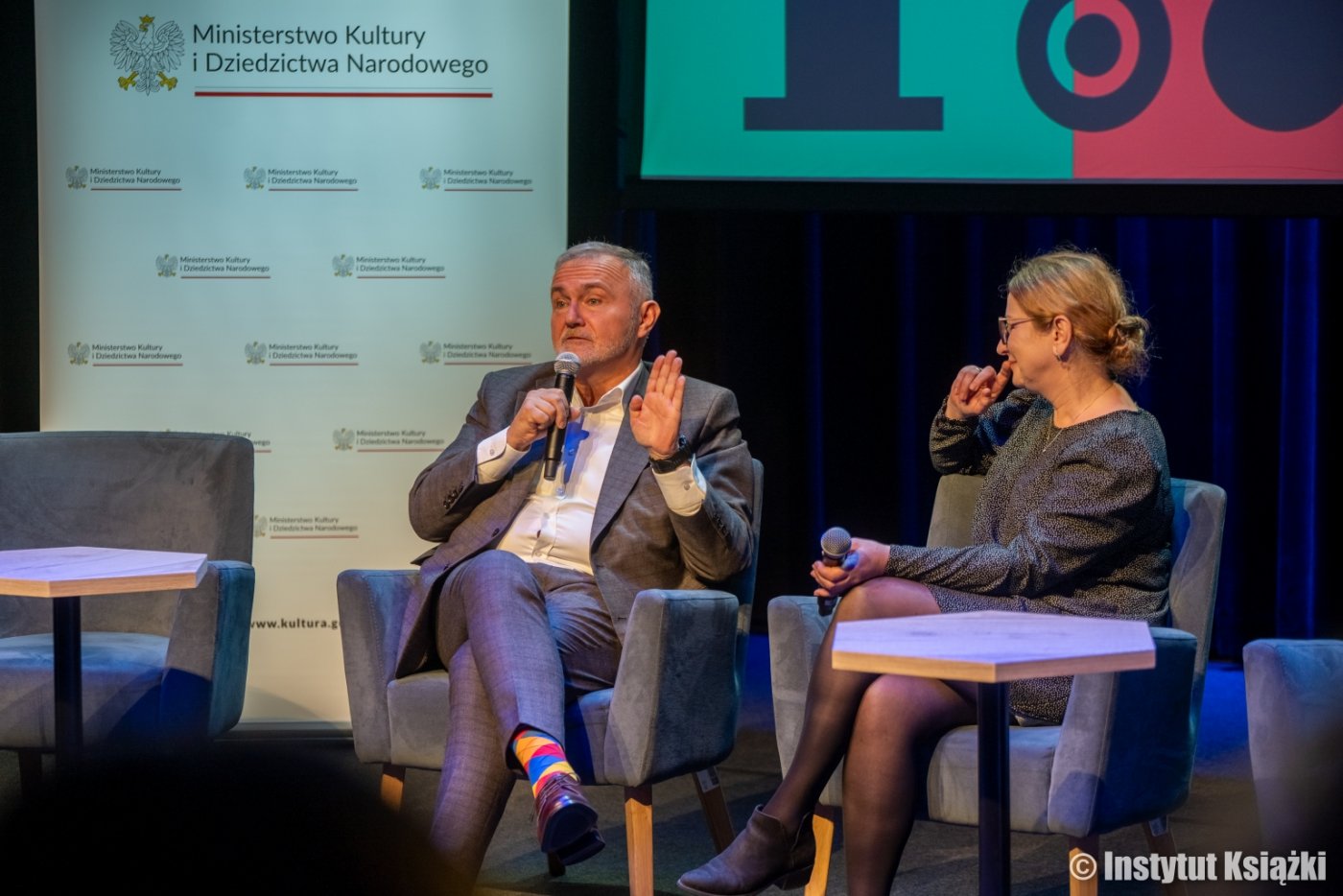 W Konsulacie Kultury zainaugurowano konferencję „Infrastruktura bibliotek 2021-2025. Inwestycja i co dalej?” Gości przybyłych do Gdyni przywitał Wojciech Szczurek, prezydent miasta. Fot. Instytut Książki