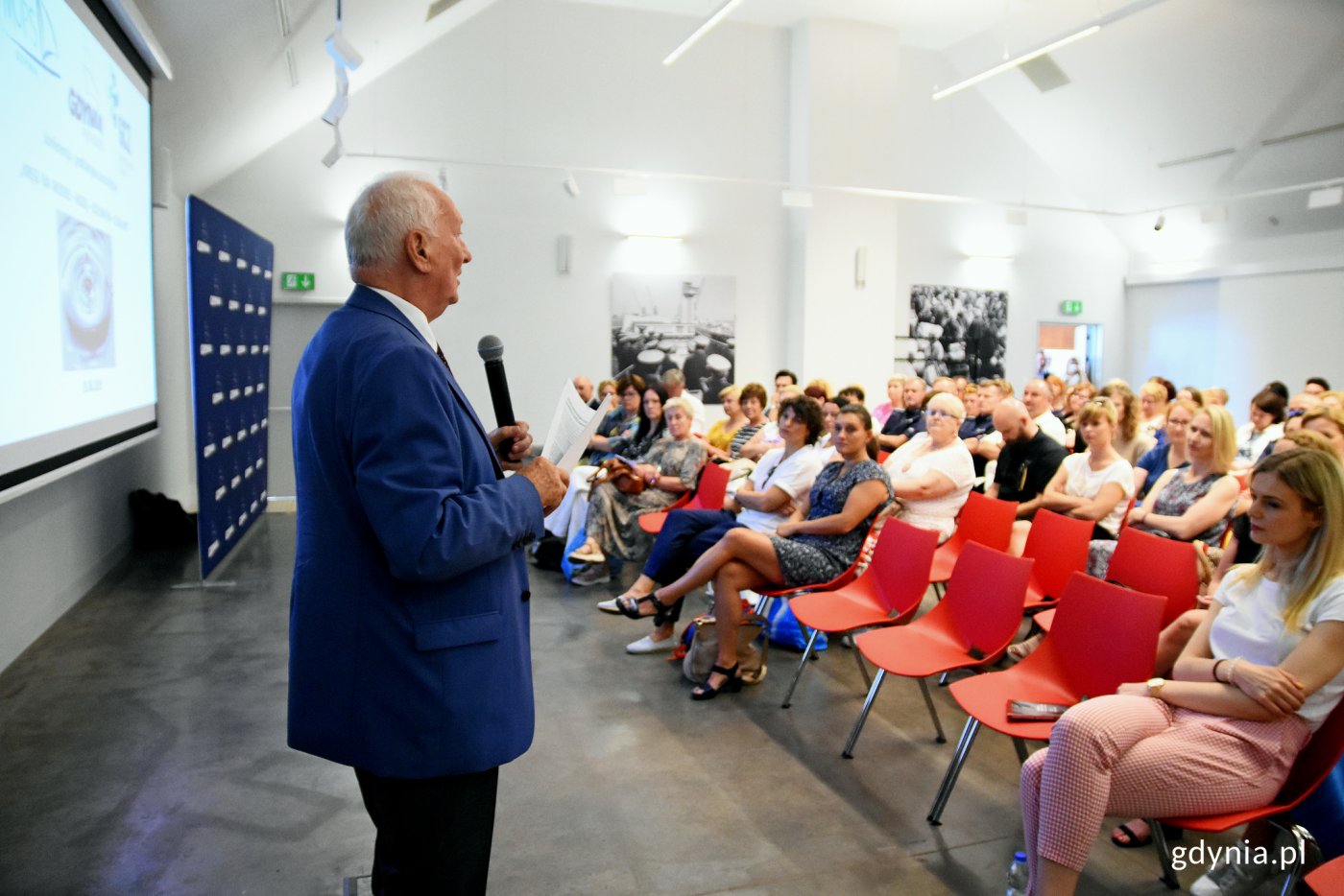 Głównym prelegentem był prof. dr hab. Brunon Hołyst - legenda polskiej suicydologii, fot. Kamil Złoch