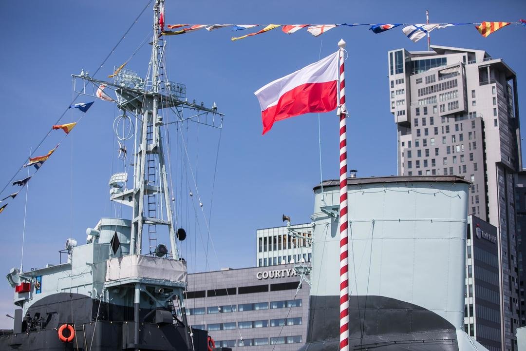 Gdynia w biało-czerwonej szacie // fot. Karol Stańczak