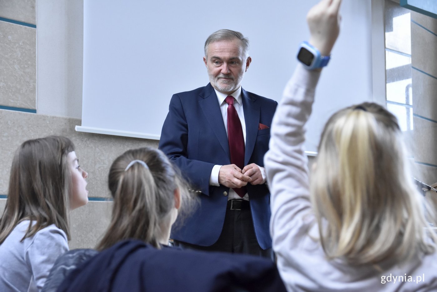 Prezydent Gdyni Wojciech Szczurek spotkał się z uczniami IV klasy Szkoły Podstawowej nr 47 /fot. Paweł Kukla