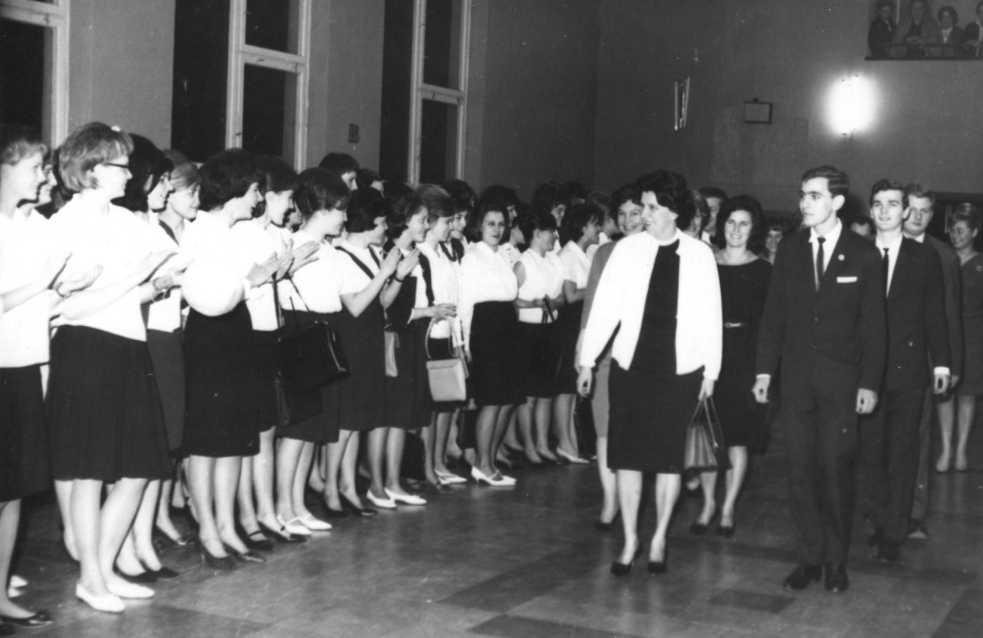 Studniówka w Trójce w latach 70. XX wieku (fot. archiwum III LO w Gdyni)