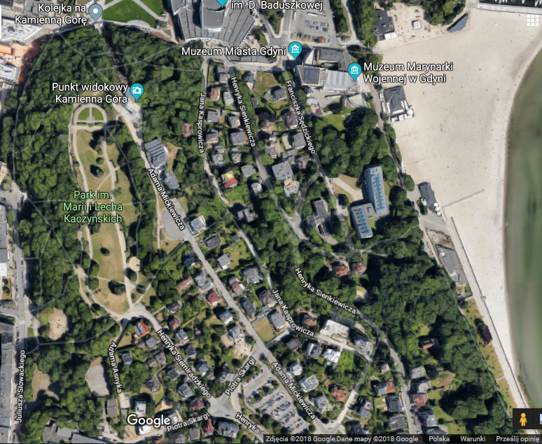Park im. Marii i Lecha Kaczyńskich w Gdyni, fot. sat. Google Maps Inc.