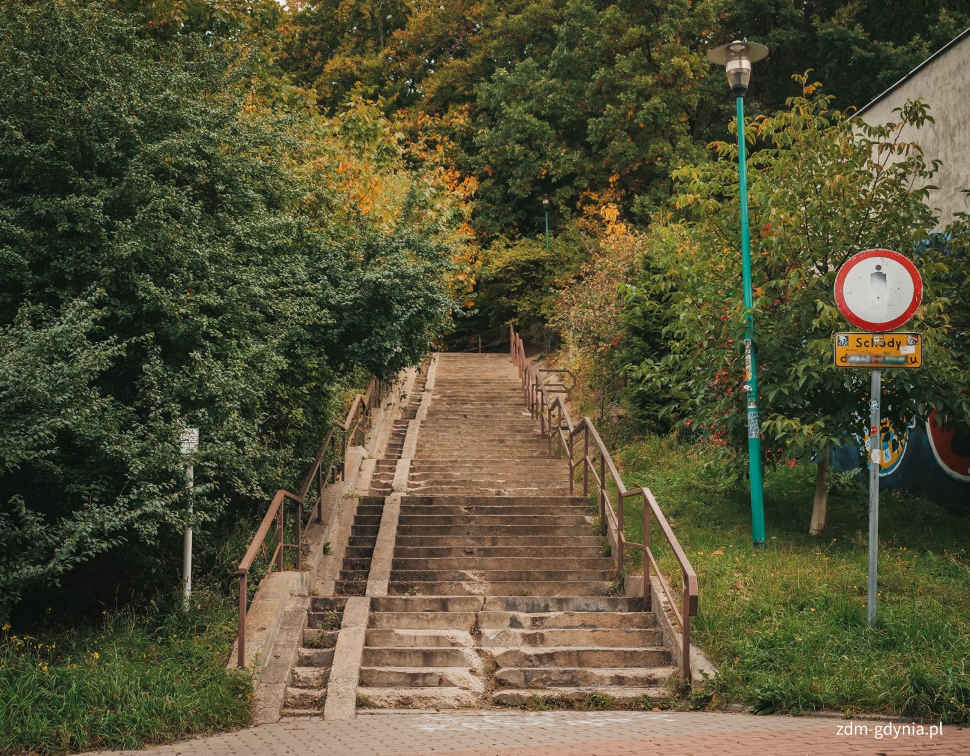 Schody przy ul. Żelaznej na Pogórzu (fot. Marcin Mielewski)