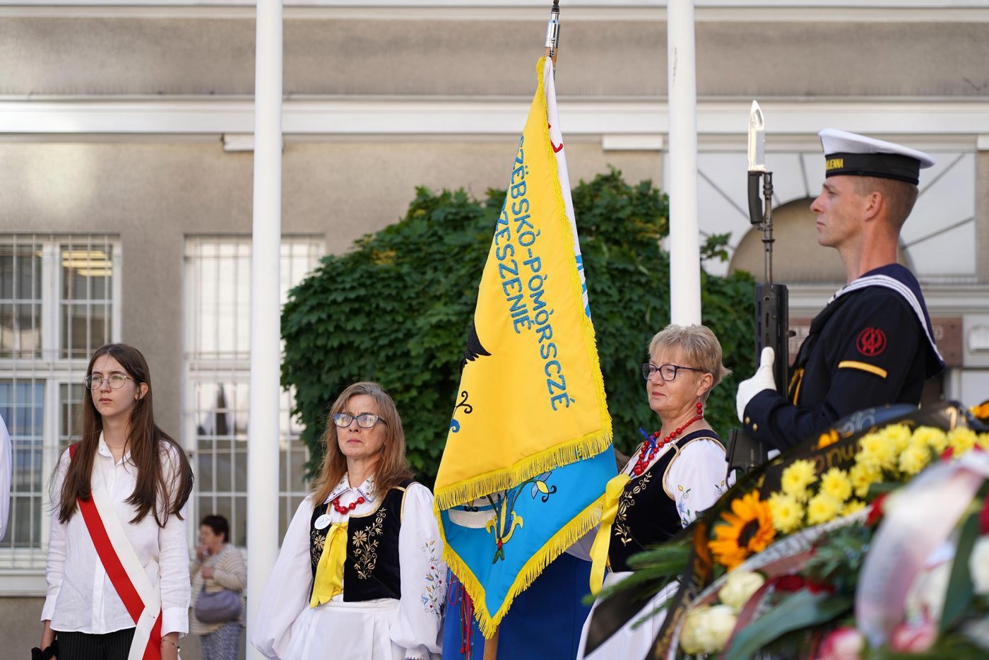 Na zdjęciu poczet sztandarowy ZKP. Po raz pierwszy Uroczystości Abrahamowe uświetniła honorowa asysta Marynarki Wojennej (fot. Karolina Szypelt)
