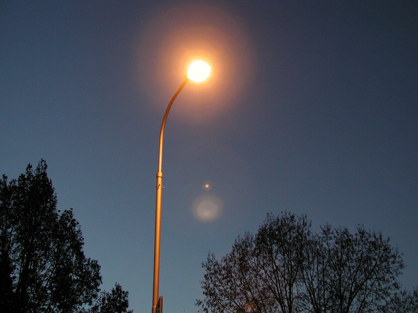Chwarzno-Wiczlino z nowym oświetleniem LED // fot. pixabay