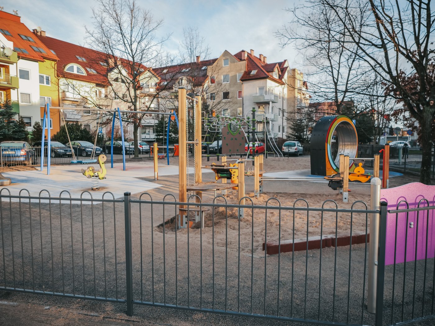 Plac zabaw przy ul. Gorczycowej po modernizacji // fot. M. Mielewski ZDiZ