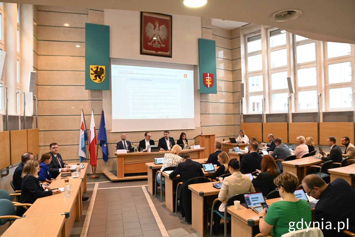 X sesja Rady Miasta Gdyni (fot. Jakub Winiewski)