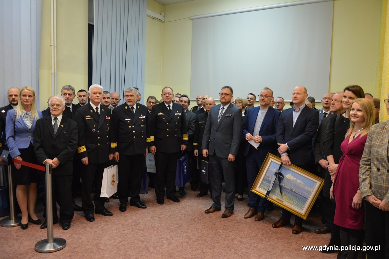 Uroczystość przejścia na emeryture Komendanta Miejskiej Policji w Gdyni /fot. gdynia.policja.gov.pl