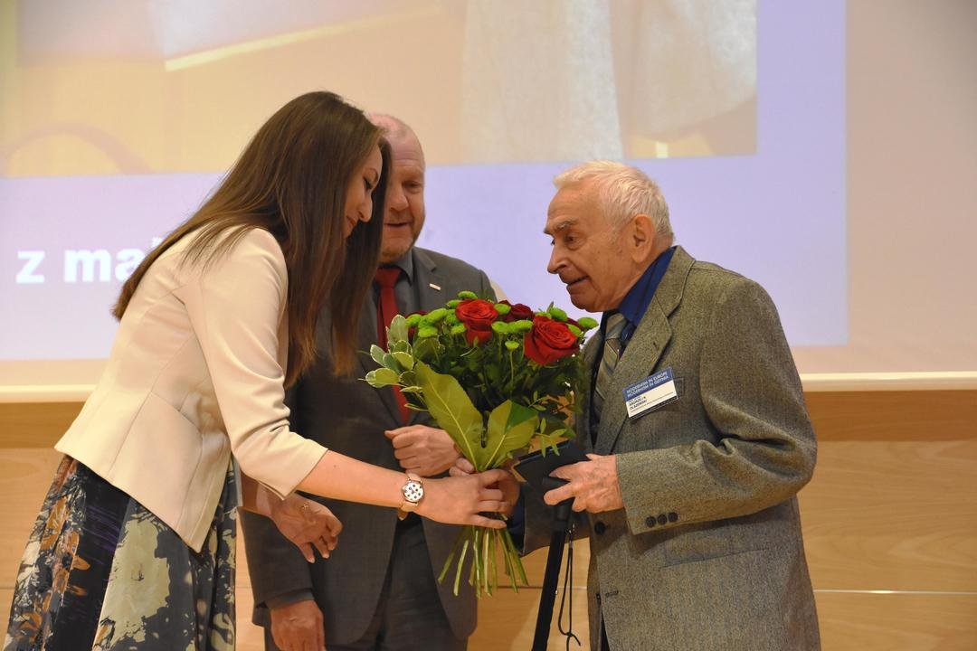 Medal Prezydenta Gdyni „Civitas e Mari” otrzymał prof. Andrzej Olszewski, fot. Jan Ziarnicki