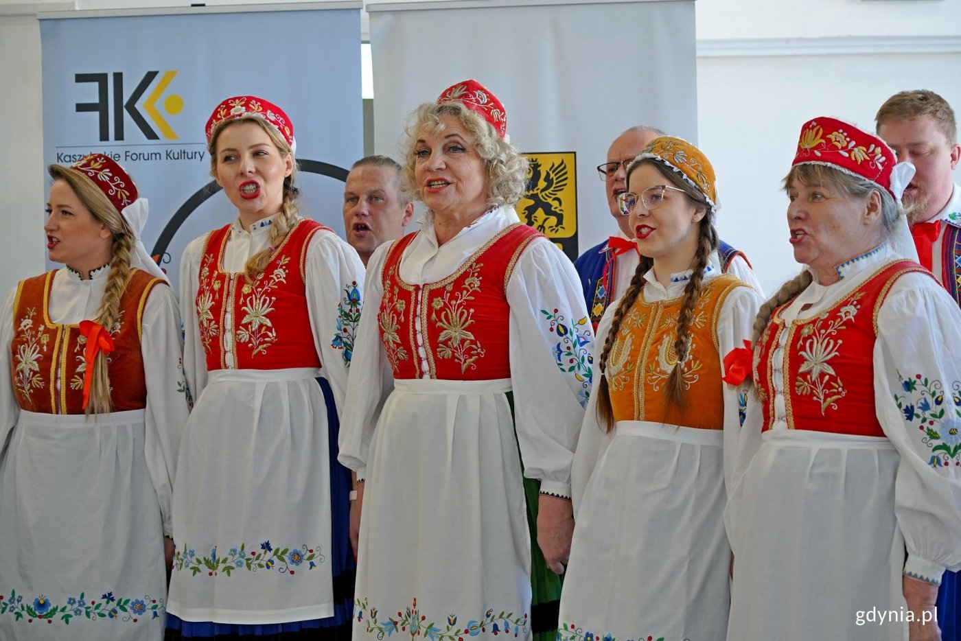 Zespół Pieśni i Tańca „Gdynia” uświetnił spotkanie członków gdyńskiego oddziału Zrzeszenia Kaszubsko-Pomorskiego (fot. Magdalena Czernek)