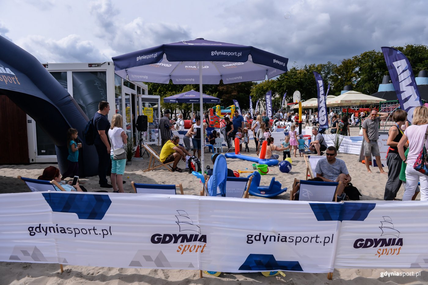 Festyn na pożegnanie wakacji zawsze przyciąga na plażę w Śródmieściu tłumy / fot. gdyniasport.pl
