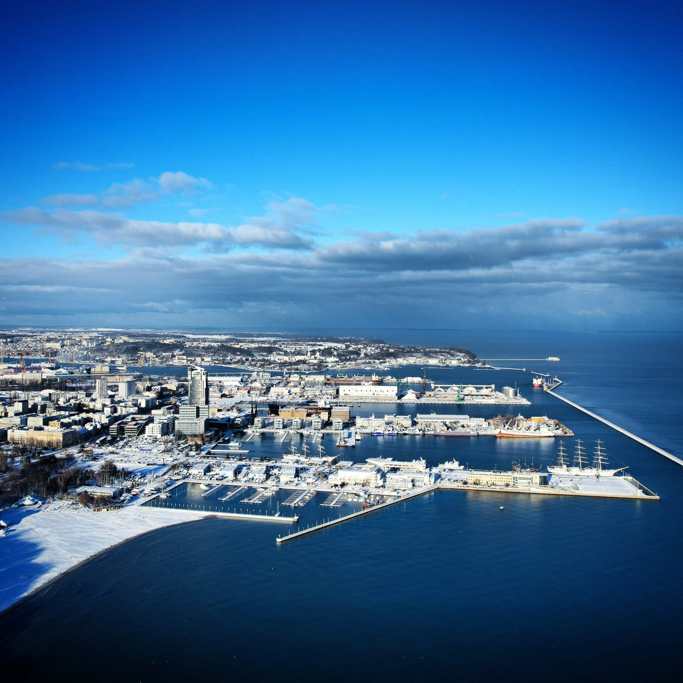 na zdjęciu Gdynia z lotu ptaka